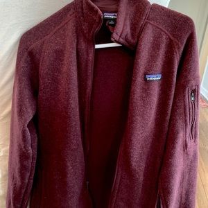 Women’s Patagonia better sweater zip up - Size M